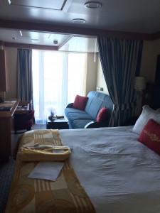 Sara's Snippets - March 5, 2015 - Disney Dream Stateroom
